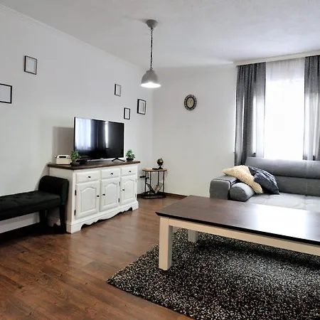 Apartment Promaja *